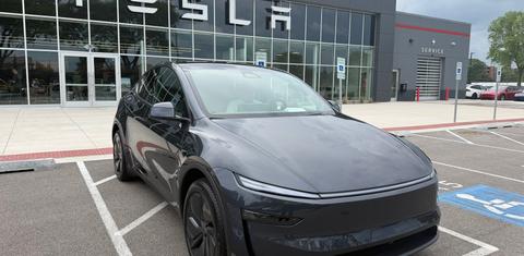 Tesla Model Y 2026