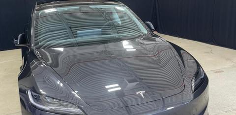 Tesla Model 3 2025
