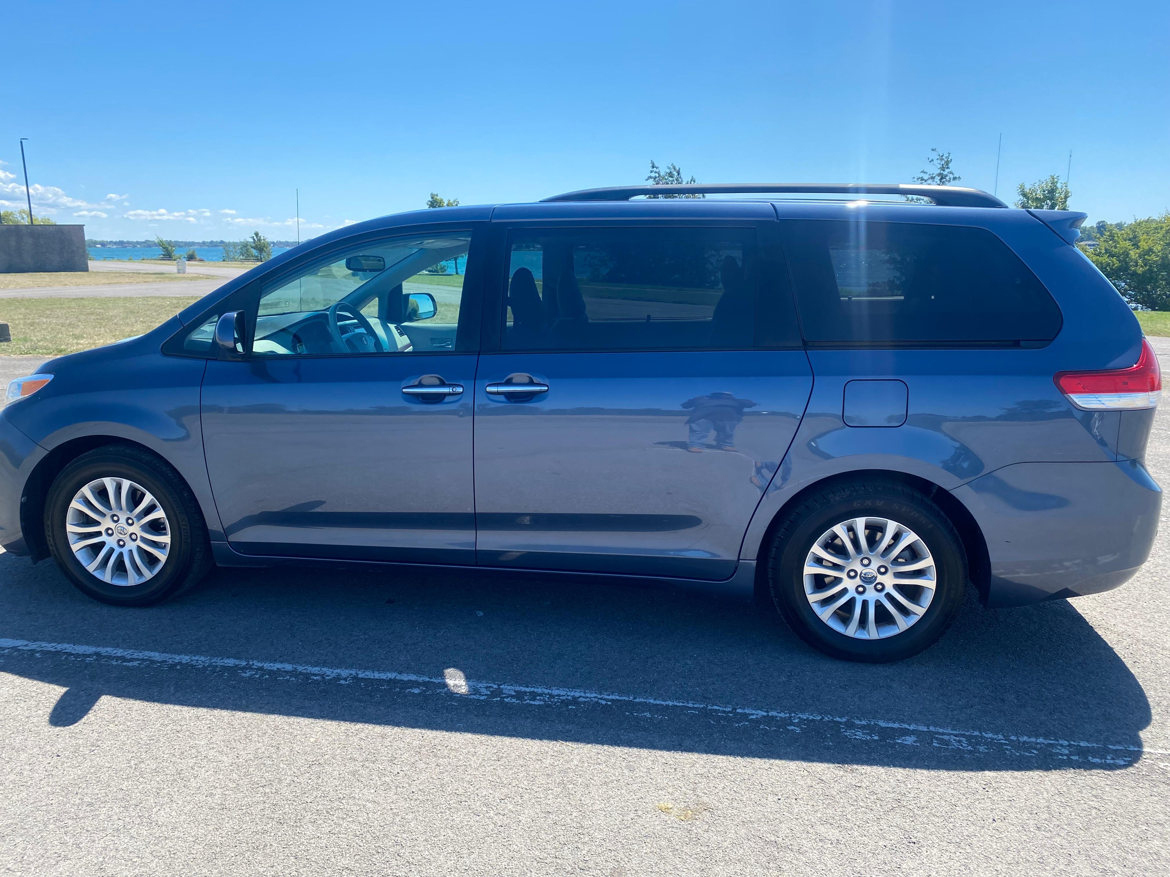 Toyota Sienna 2014 in Buffalo, NY