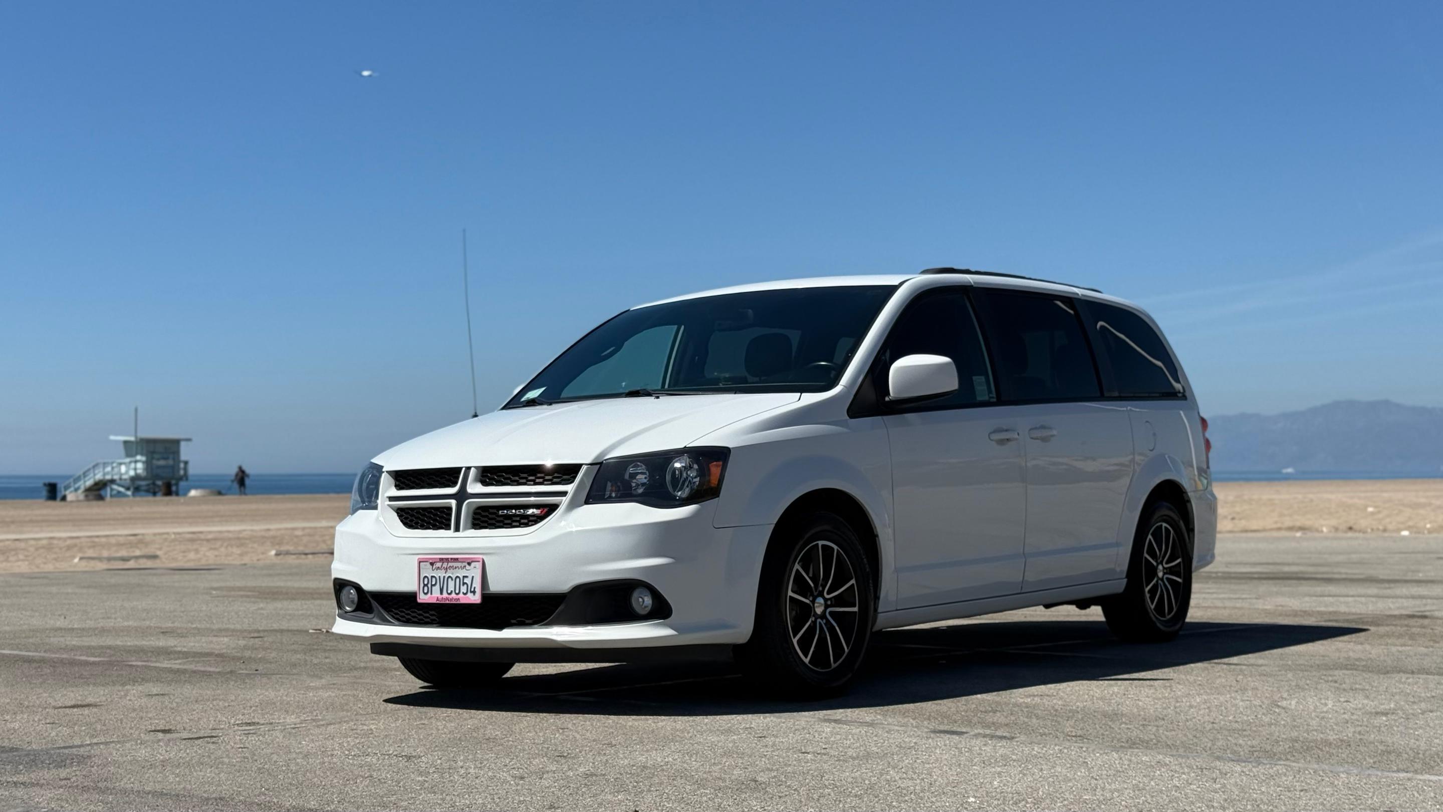 Dodge Grand Caravan 2018 in Los Angeles, CA
