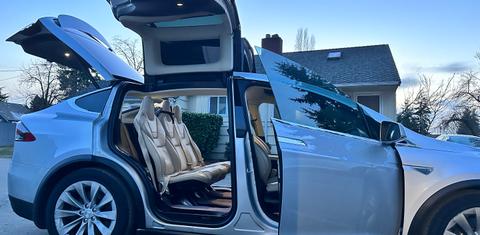 Tesla Model X 2016