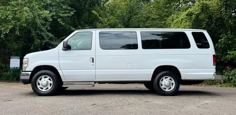Ford Econoline 2014