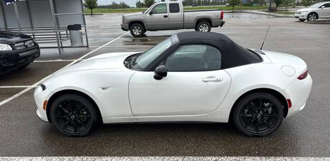 Mazda MX-5 Miata 2023