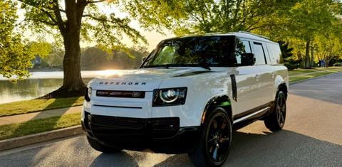 Land Rover Defender 2023