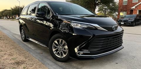 Toyota Sienna 2023