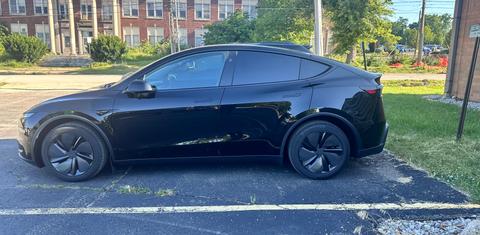 Tesla Model Y 2026