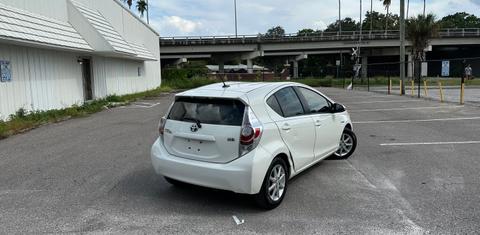 Toyota Prius c 2012