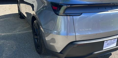 Tesla Model Y 2026