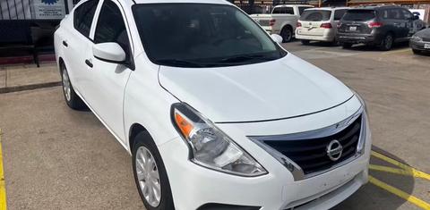 Nissan Versa 2018