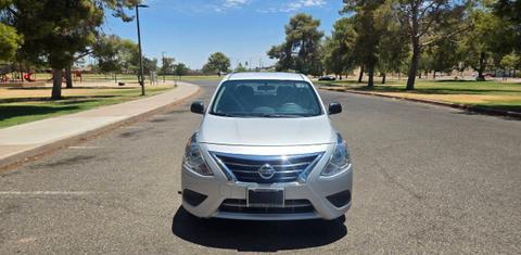 Nissan Versa 2015