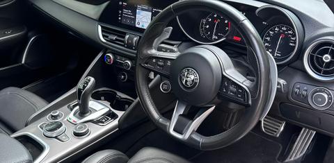 Alfa Romeo Giulia 2021