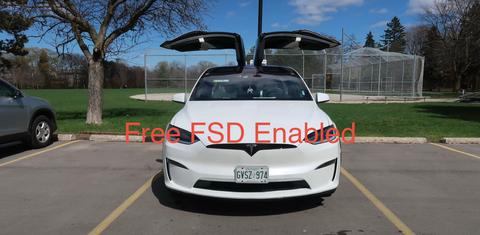 Tesla Model X 2025