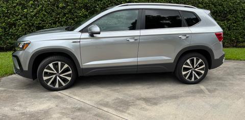 Volkswagen Taos 2024