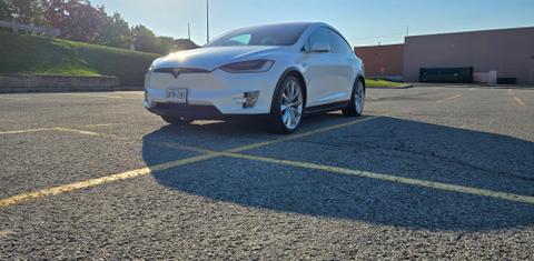 Tesla Model X 2017