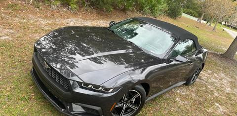 Ford Mustang 2024