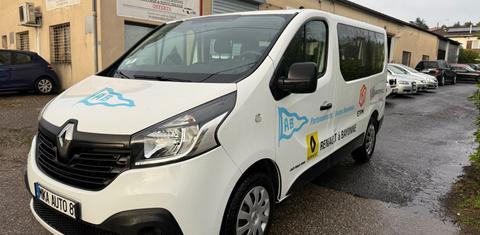 Renault TRAFIC III 2015