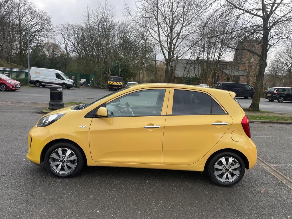 Kia Picanto 2017 in Leeds