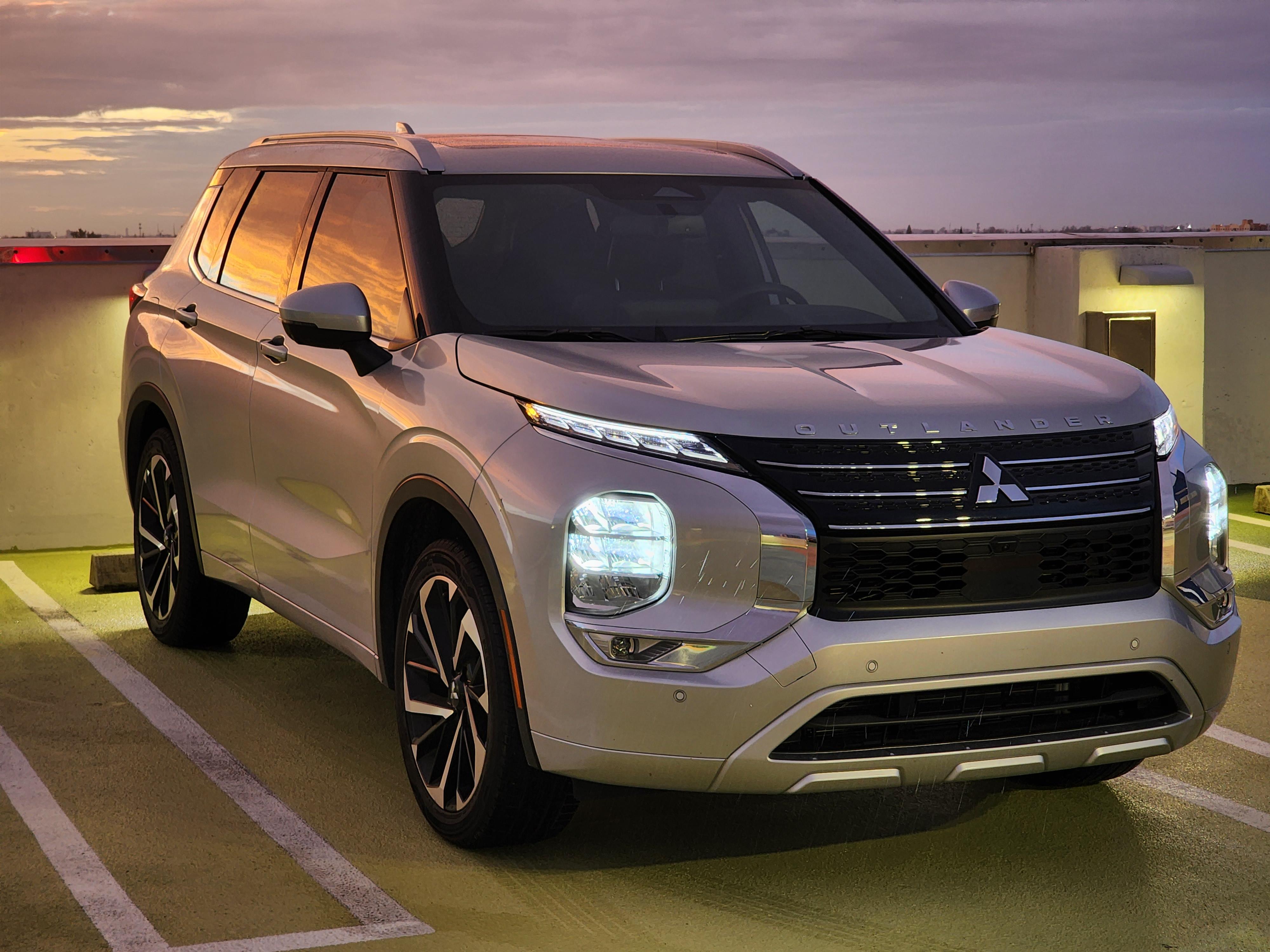 Mitsubishi Outlander 2022 in 