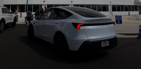 Tesla Model Y 2026