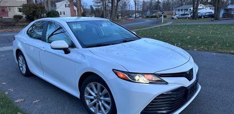 Toyota Camry 2019