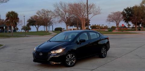 Nissan Versa 2023