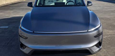 Tesla Model Y 2026