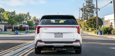 Kia Carnival Hybrid 2026