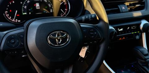 Toyota RAV4 2025