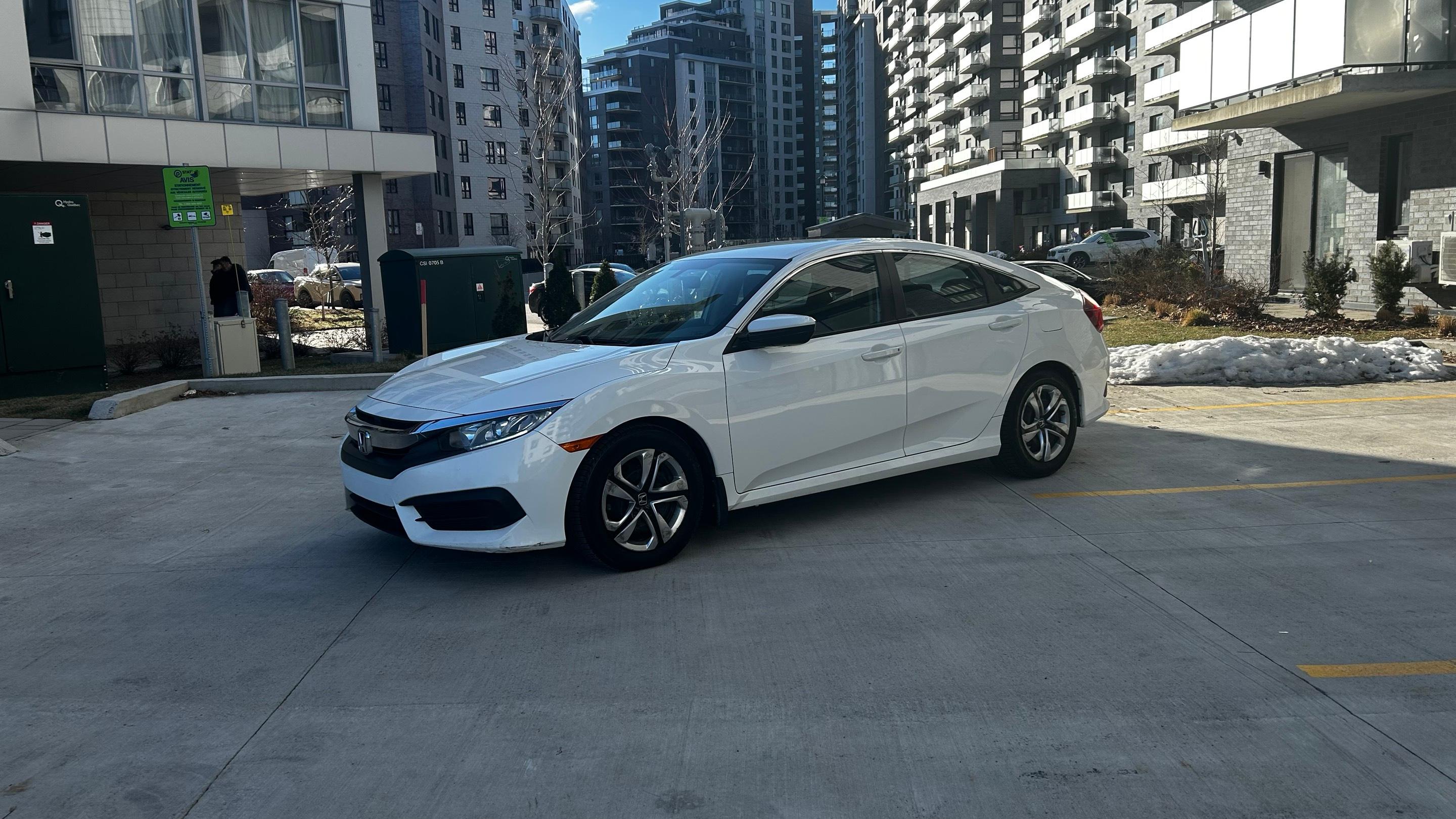 Honda Civic 2016 à 