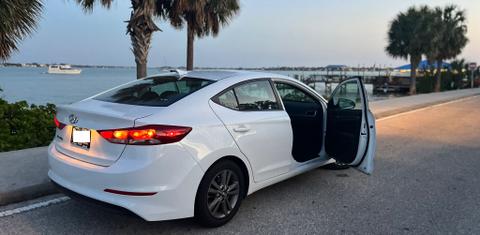 Hyundai Elantra 2018