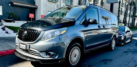 Mercedes-Benz Metris 2016