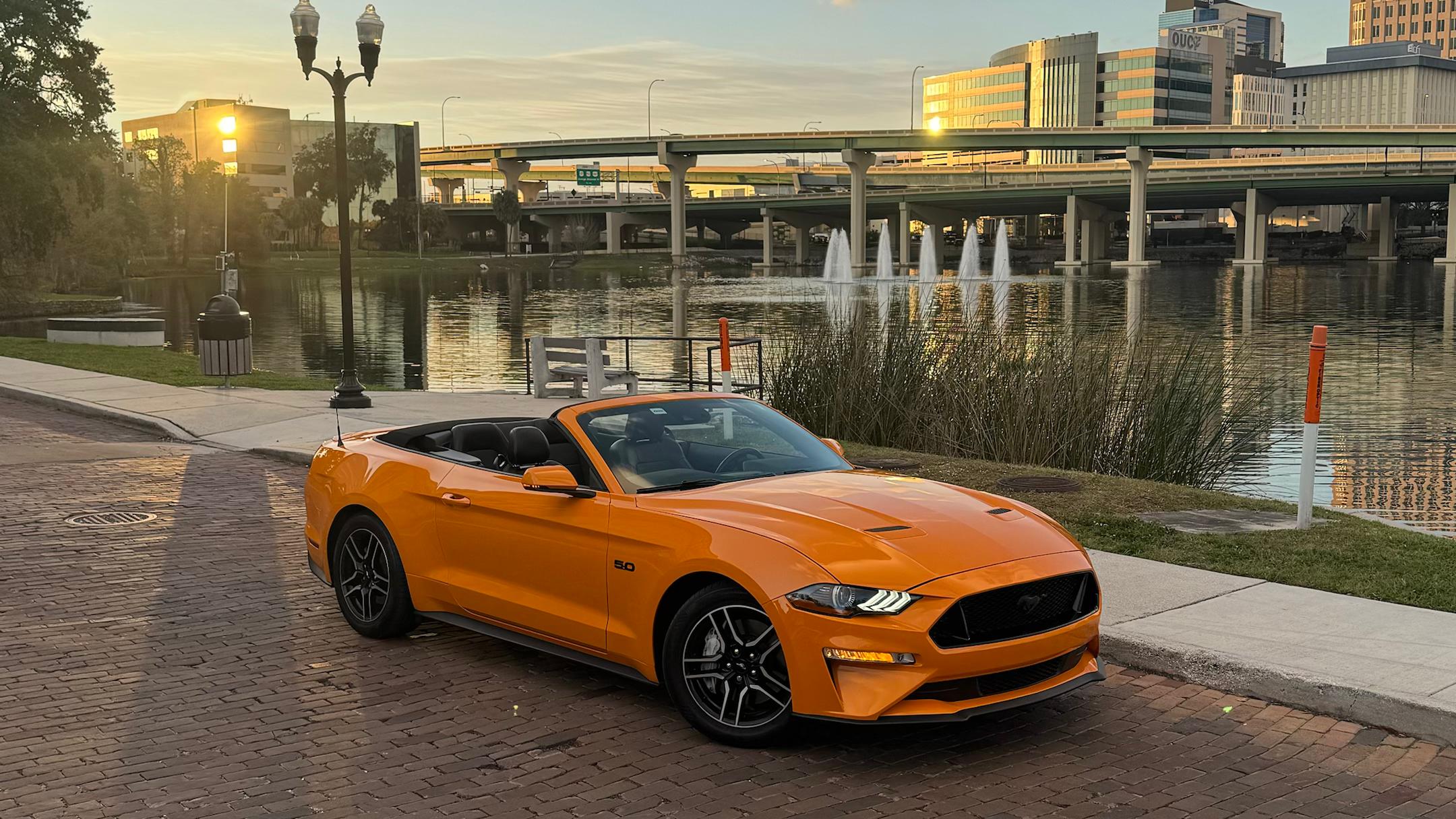 Ford Mustang 2019 in Kissimmee, FL