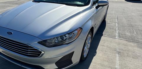 Ford Fusion Hybrid 2019