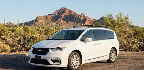 Chrysler Pacifica 2022
