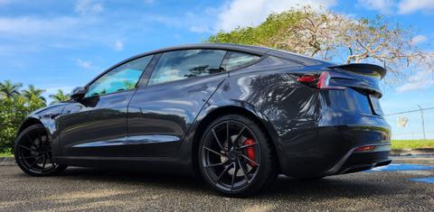 Tesla Model 3 2024
