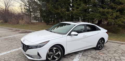 Hyundai Elantra 2023