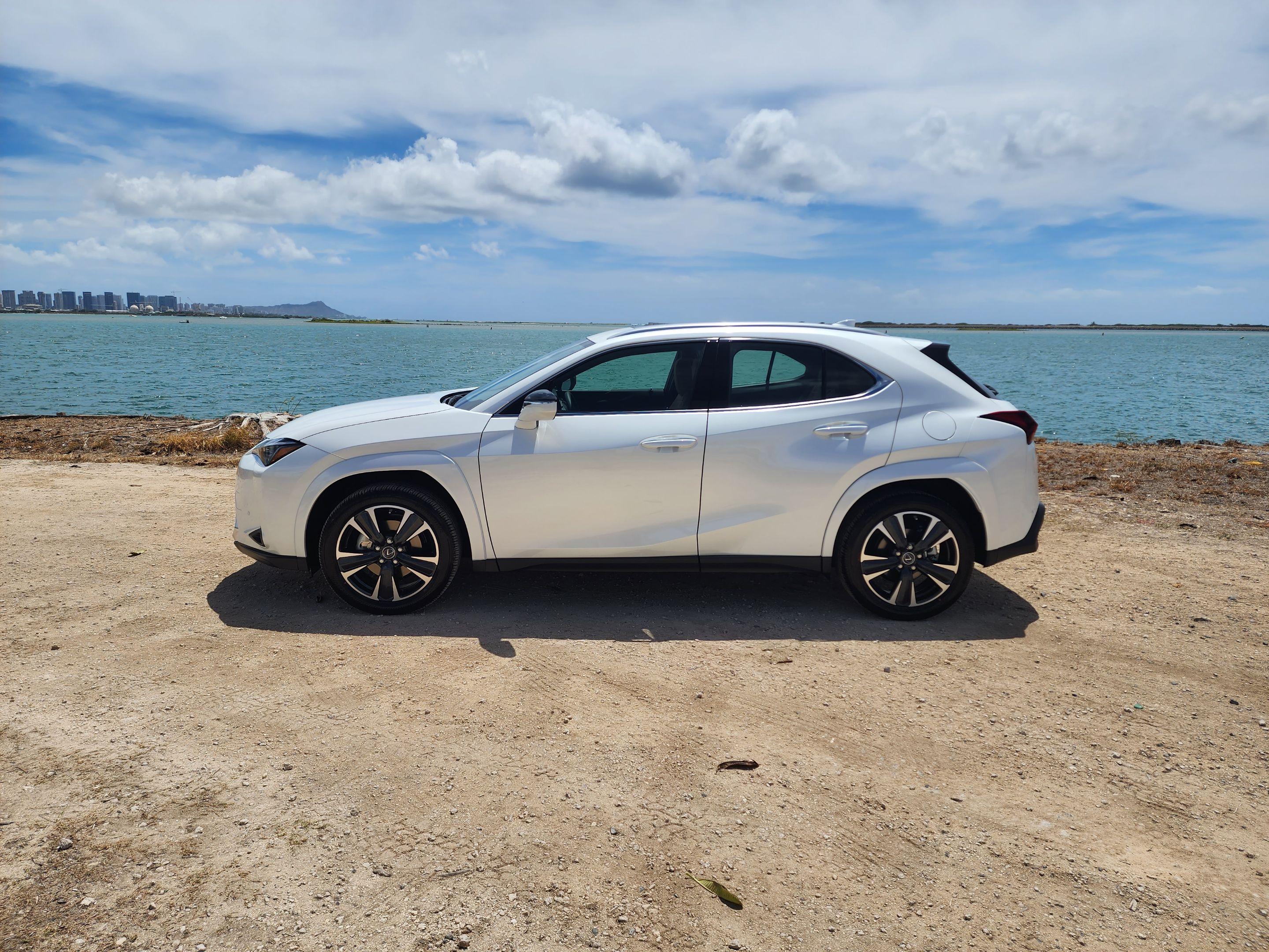 Lexus UX 2024 in Honolulu, HI