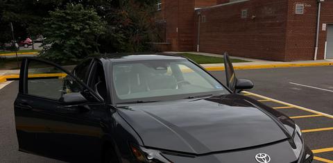 Toyota Camry Hybrid 2025