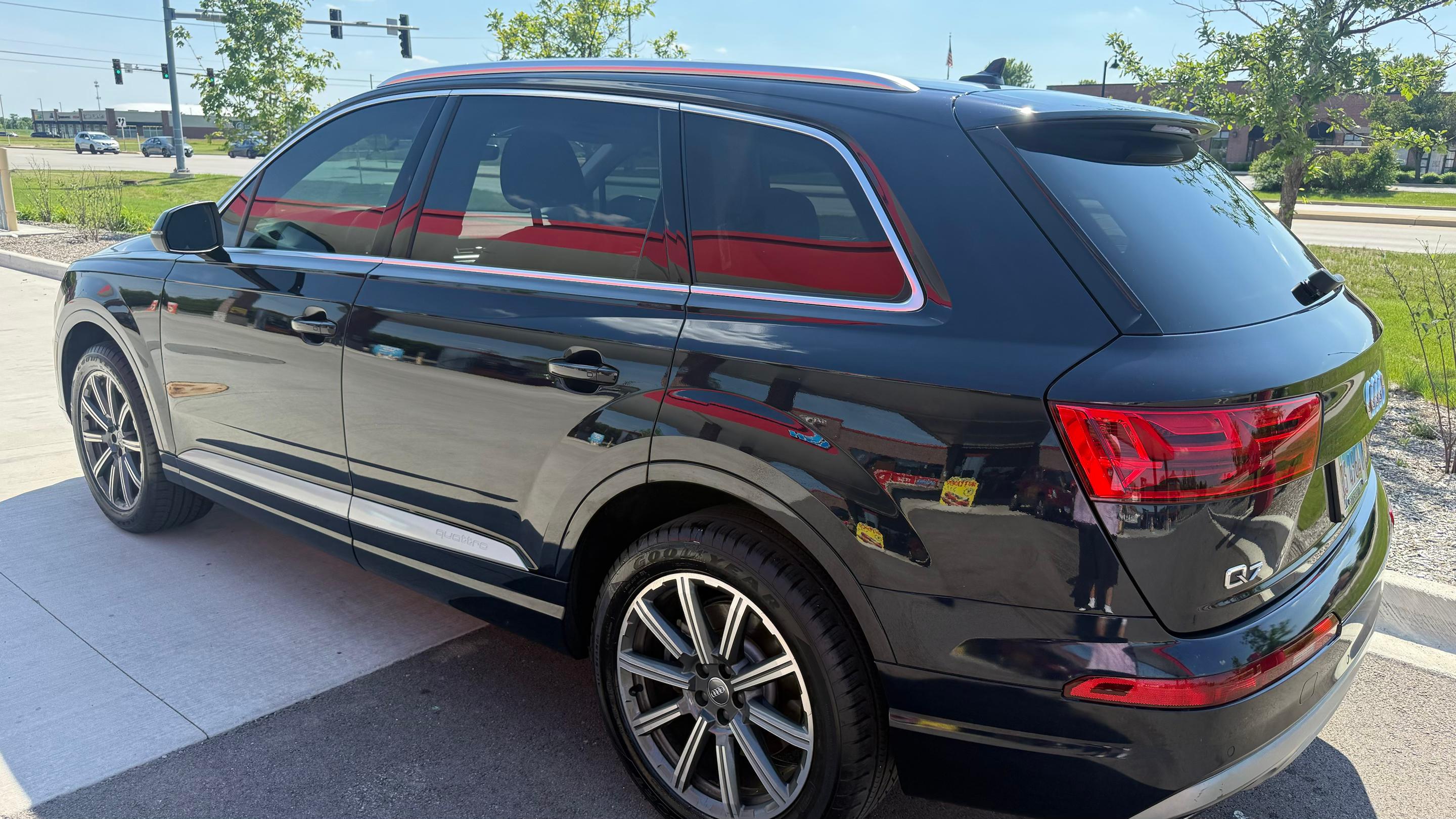 Audi Q7 2017 in Montgomery, IL