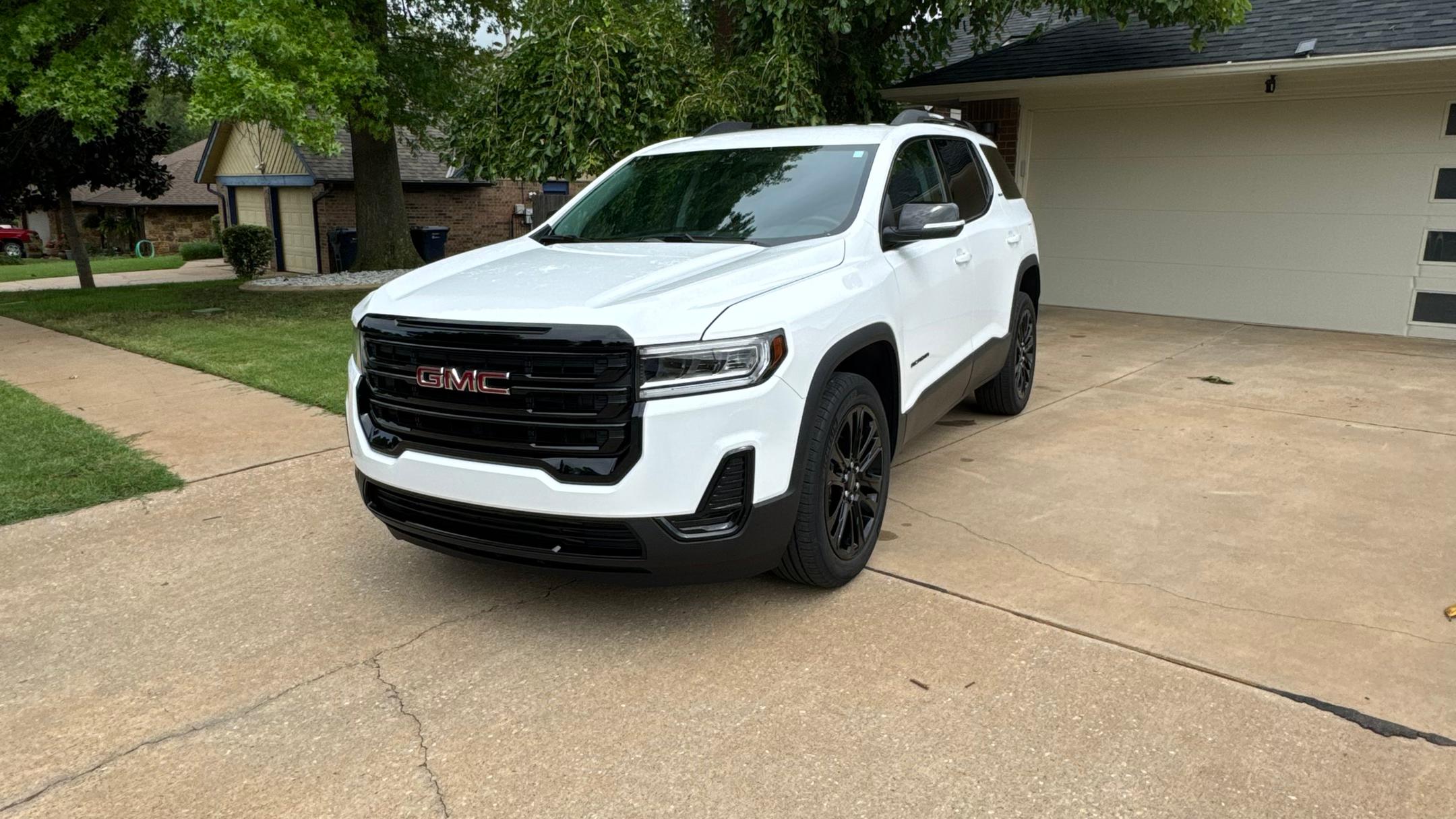 GMC Acadia 2023 in Oklahoma City, OK