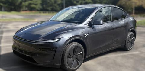 Tesla Model Y 2026
