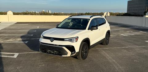 Volkswagen Taos 2025