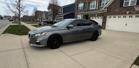 Nissan Altima 2020