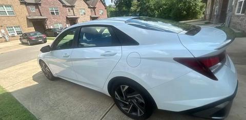 Hyundai Elantra 2025