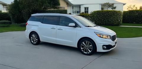 Kia Sedona 2015