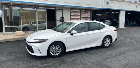 Toyota Camry Hybrid 2025