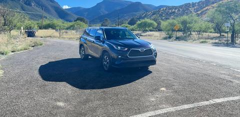 Toyota Highlander 2021