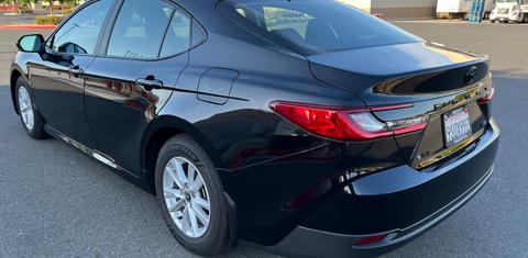 Toyota Camry Hybrid 2025