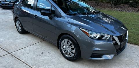 Nissan Versa 2020