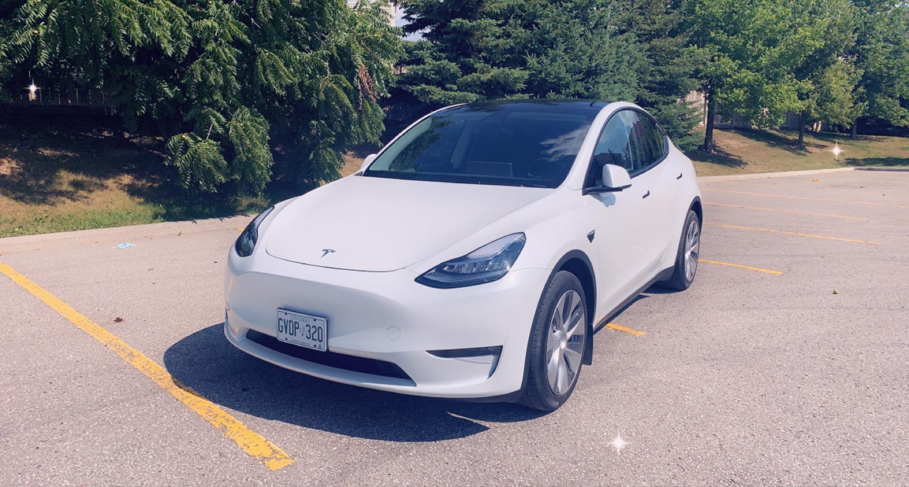 Tesla Model Y 2021 in Pickering, ON